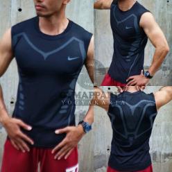 Tanktop Nike Pro Combat Compression Lari/sepe